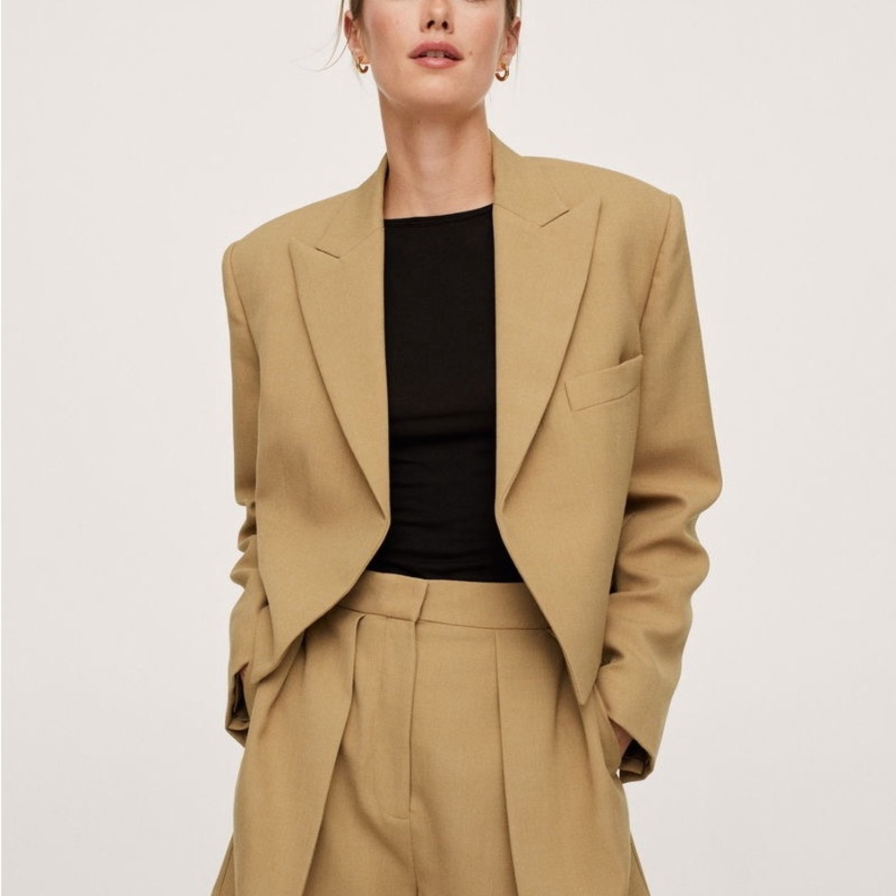 MANGO CROPPED BLAZER